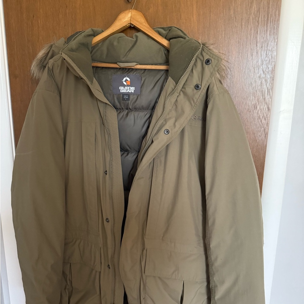 Men's Olive Hooded Puffer Jacket